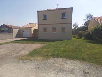 Gîte pour 13 personnes, avec terrasse et jardin en Loire-Atlantique