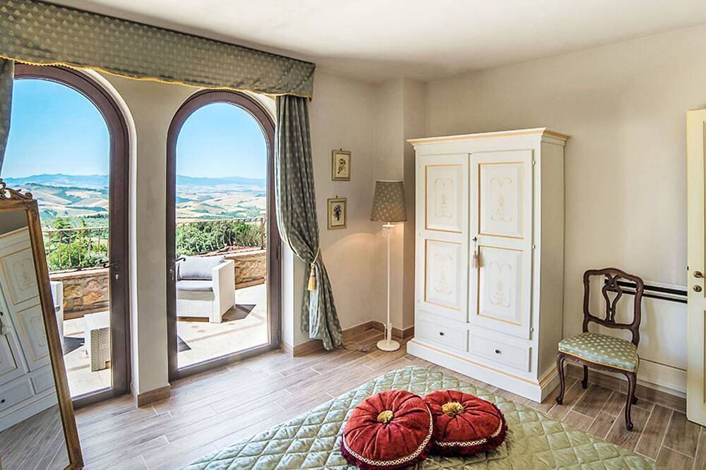 Alleinstehendes Ferienhaus mit Klimaanlage, privatem Pool,  W-Lan, Tv, Terrasse, Panoramablick in Iano, Florenz Provinz