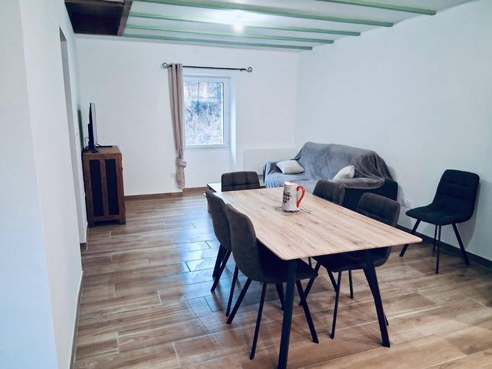 Location de vacances pour 6 personnes, avec jardin et vue à Eygluy-Escoulin - 4