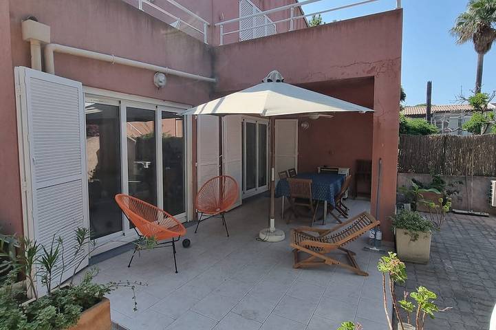 Appartement de vacances pour 6 personnes, avec jardin