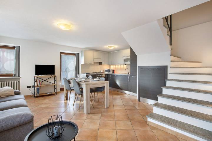 Gîte pour 5 personnes, avec balcon à Aoste - 4