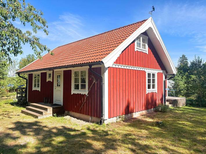 Ferienhaus für 6 Personen, mit Terrasse und Seeblick in Schweden