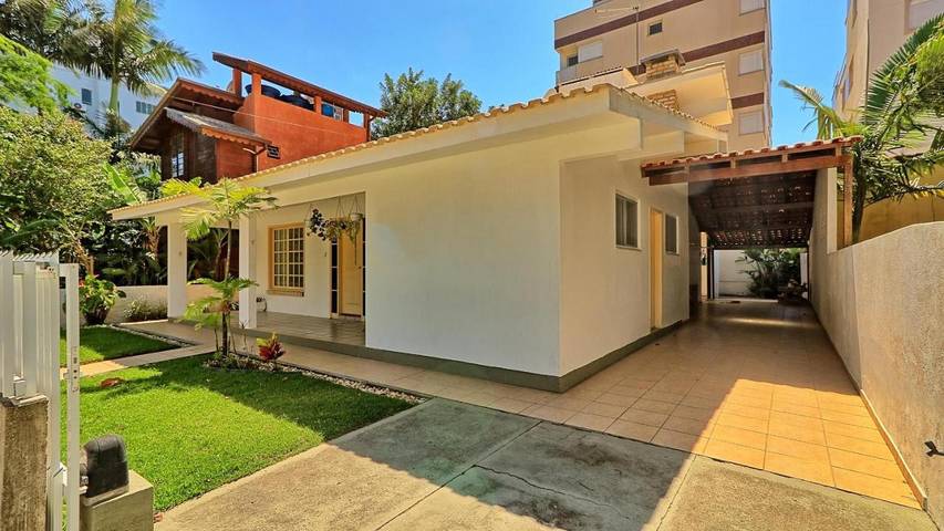 Casas e apartamentos de temporada para 7 pessoas, com jardim, com animais de estimação em Governador Celso Ramos