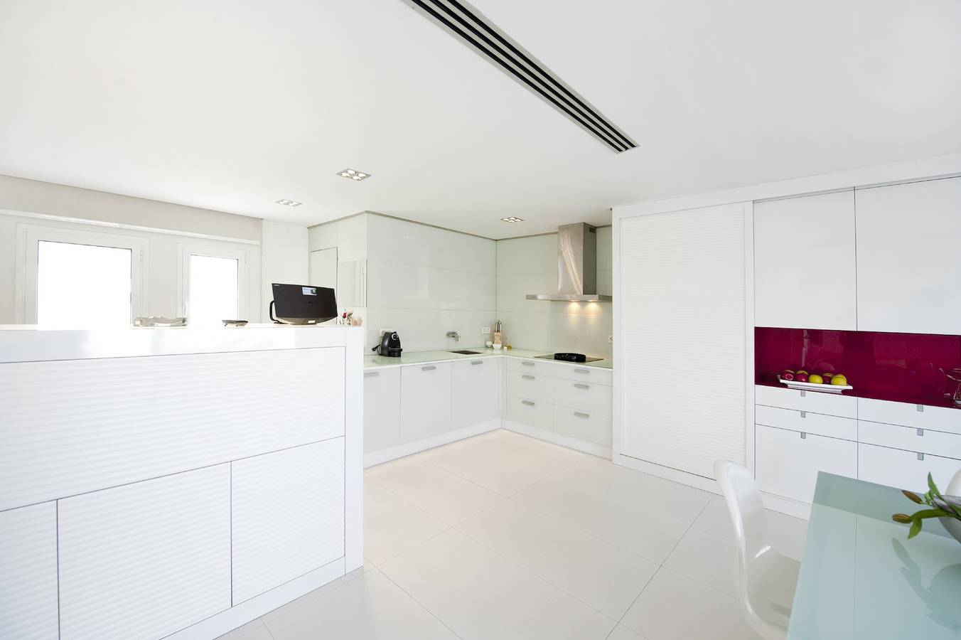 Entire apartment, Holiday apartment for 2 people with terrace in Barcelona Centre, Barcelona