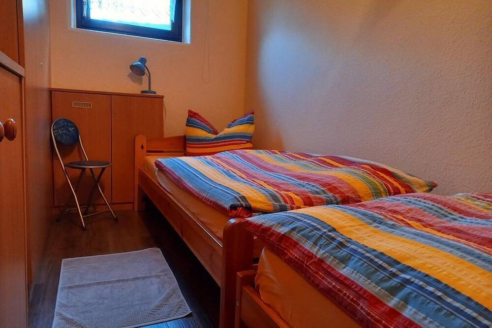 Guesthouse Maria Leiff - 4 bed apartment in Üxheim, Volcanic Eifel
