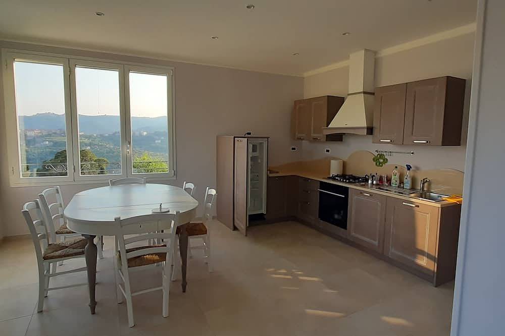 Schöne Wohnung mit Blick auf den Golf von Dianese in Diano San Pietro, Riviera di Ponente