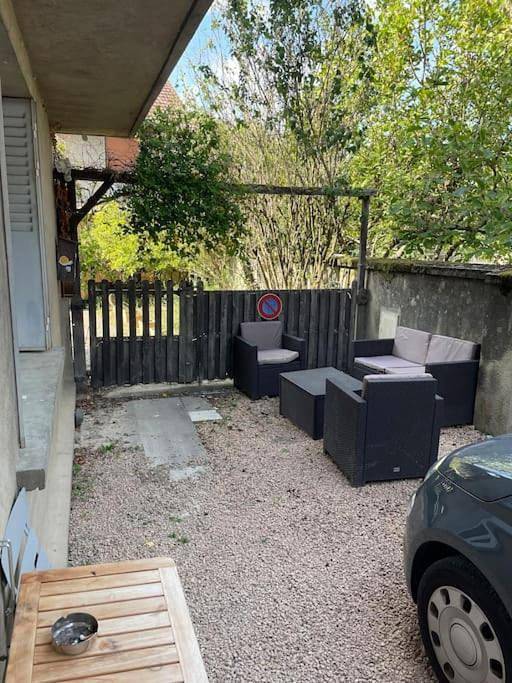Appartement entier, Appartement Rdc calme en hyper centre-ville in Digoin, Région de Charolles