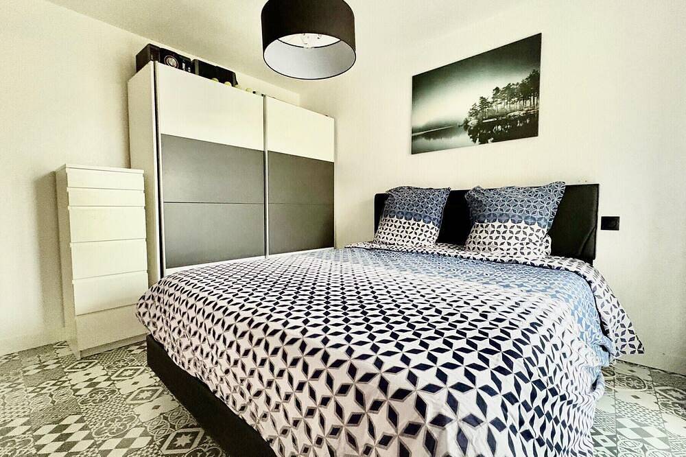 Entire apartment, The Echevins' Jewel, a peaceful stay in Illkirch in Illkirch-Graffenstaden, Strasbourg region