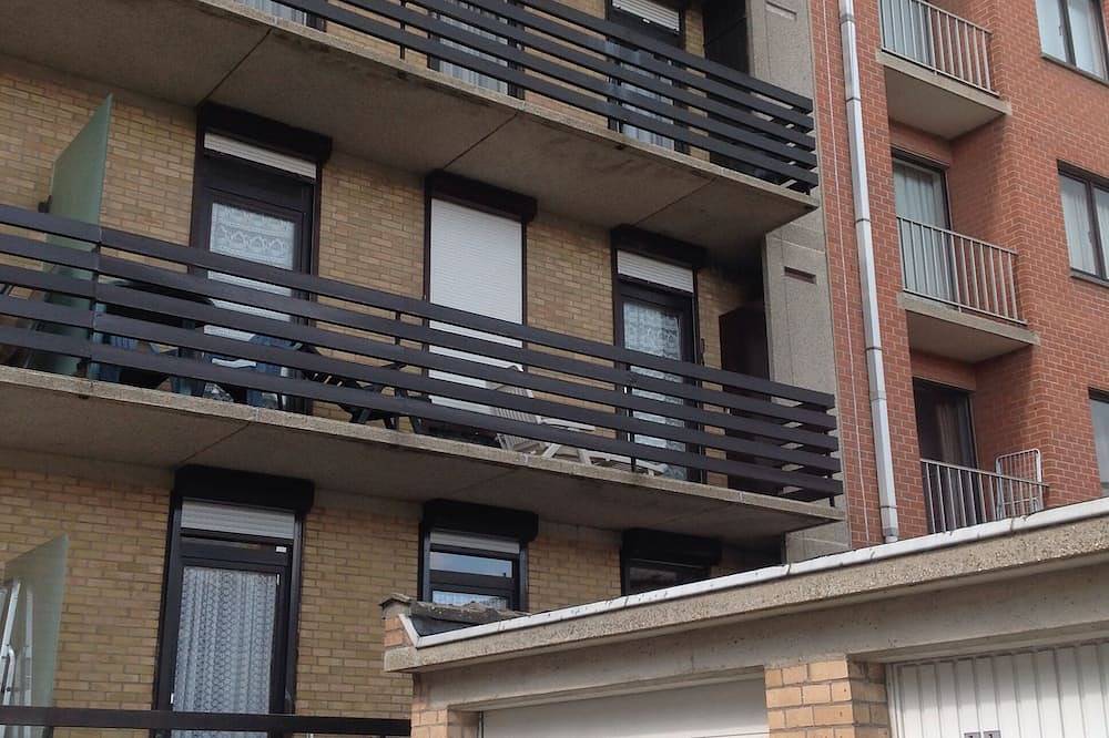 Geheel appartement, Volledig gerenoveerd appartement - Uitzicht op de zee - 3 slaapkamers - 2 balkons. in De Panne, Belgische Kust
