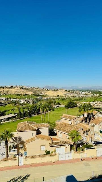 Casa para 6 personas, con vistas y piscina además de terraza y piscina para niños en Grazalema