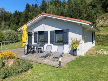 Gîte pour 4 personnes, avec vue et jardin à Saint-Étienne-lès-Remiremont