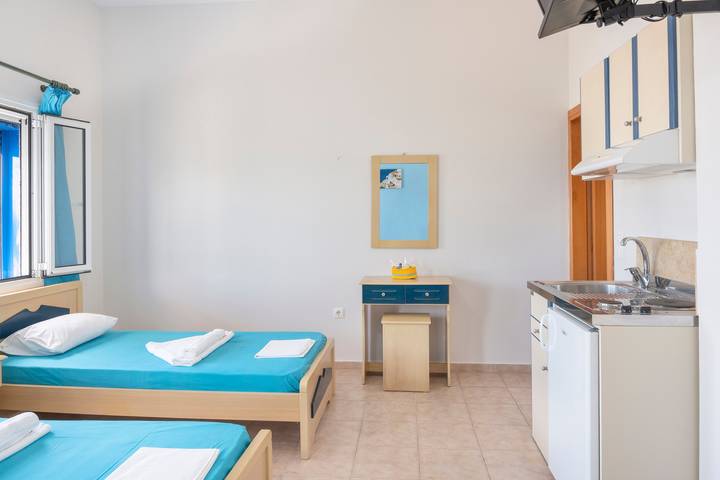 Gîte pour 2 personnes, avec jardin et balcon dans Sérifos - 4