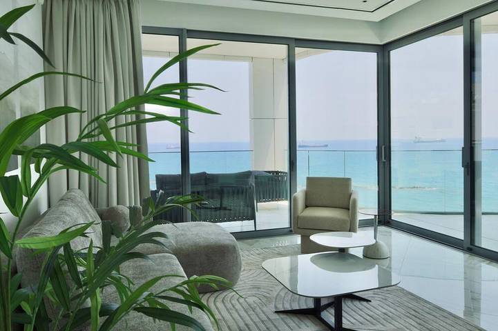 Holiday rental for 6 people, with balcony and pool in Limassol