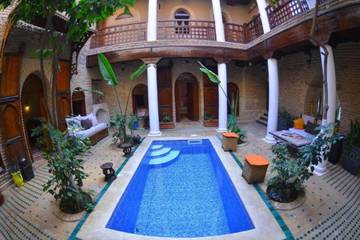 Maison d’hôte pour 2 personnes, avec jardin ainsi que vue et piscine, adapté aux familles dans Jemaa el-Fnaa
