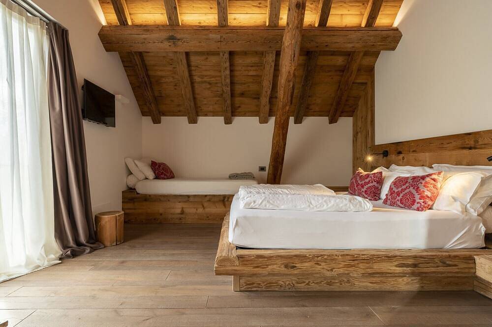 Casera Cornolera in Chies d'Alpago, Südliche Karnische Alpen