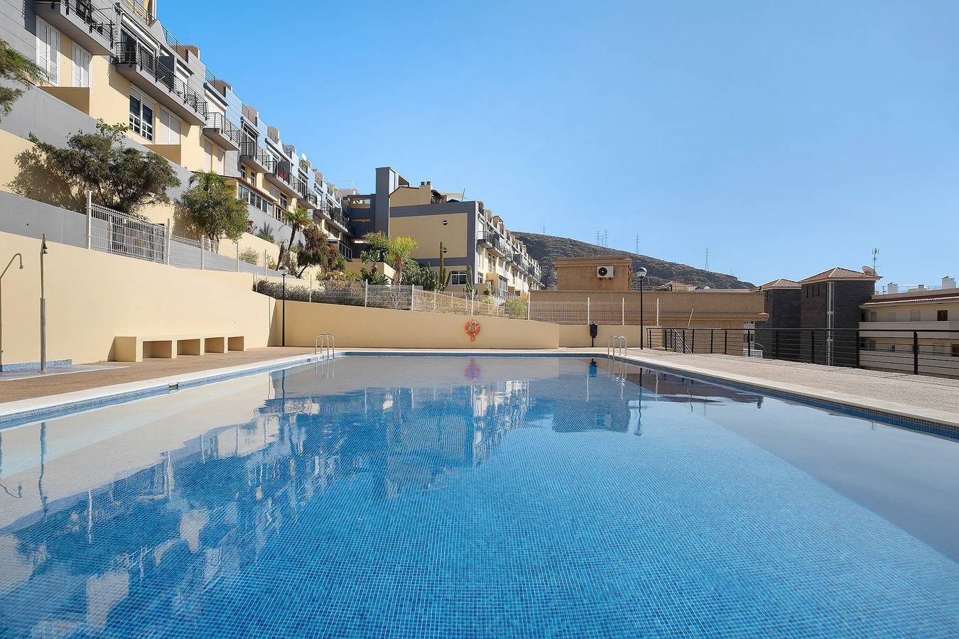 Vacation Home "Vivienda Vacacional Atlántida" with 2 Shared Pools, 2 Private Terraces & Wi-Fi in Las Caletillas, Candelaria