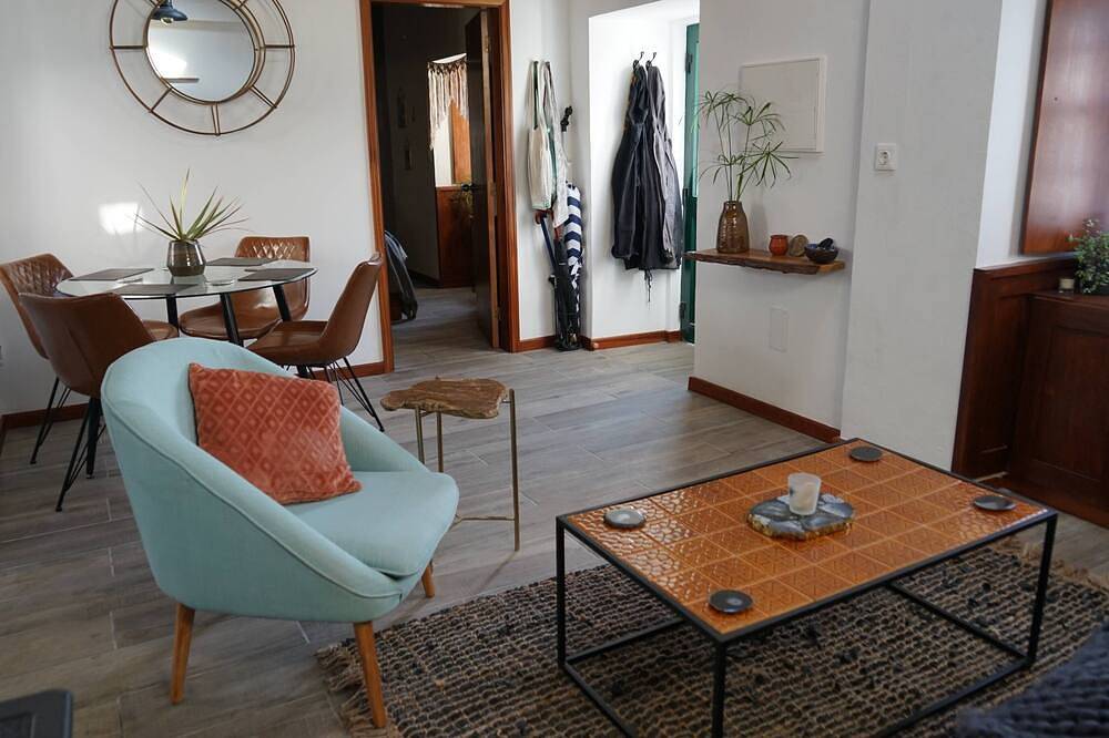 Casa Volta do Mar in Porto Pim, Horta in Horta, Faial