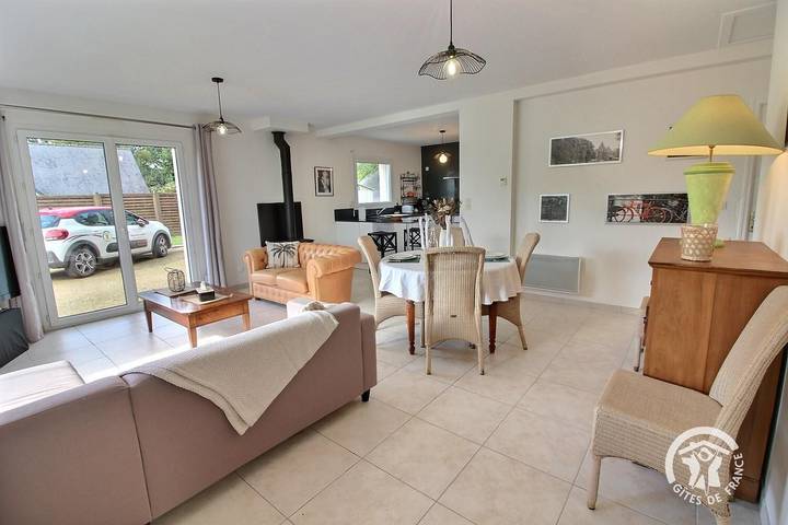 Gîte pour 6 personnes, avec jardin et terrasse à Lannion - 2