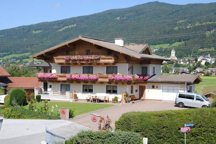 BnB für 3 Personen, mit Sauna und Ausblick sowie Garten in Radstadt