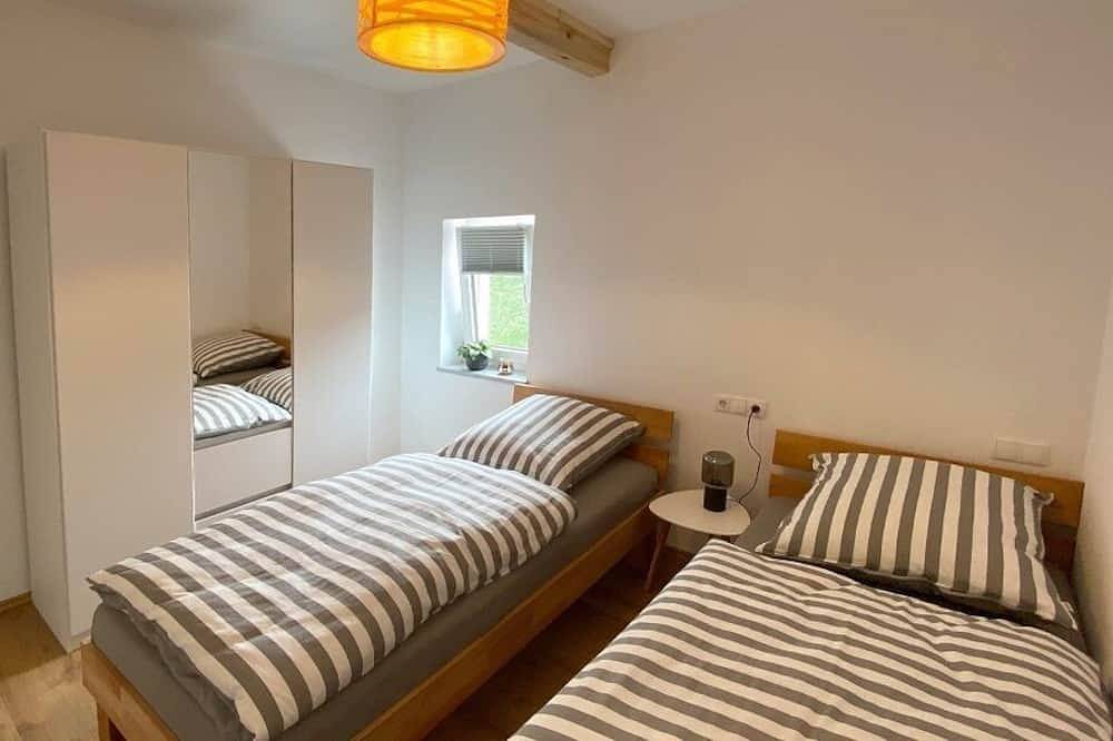 Ganze Wohnung, Moderne 5-Sterne Ferienwohnung mit großem Wohnbereich \"Ochsenkopf\" in Wunsiedel, Oberfranken