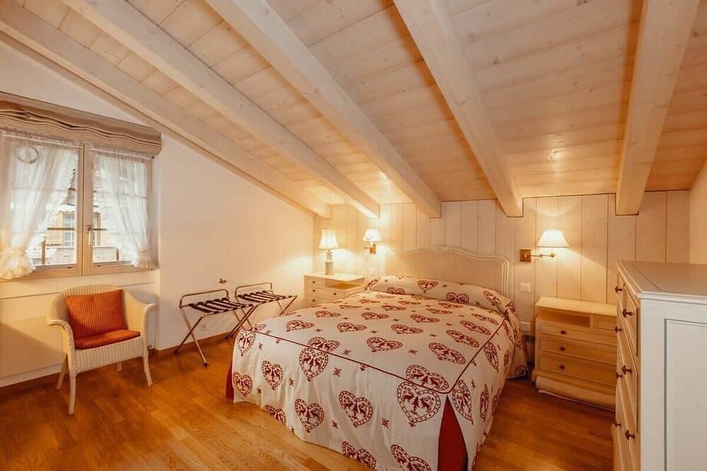 Super Luxuriöses Duplex Penthouse im Zentrum von Gstaad in Gstaad, Saanen