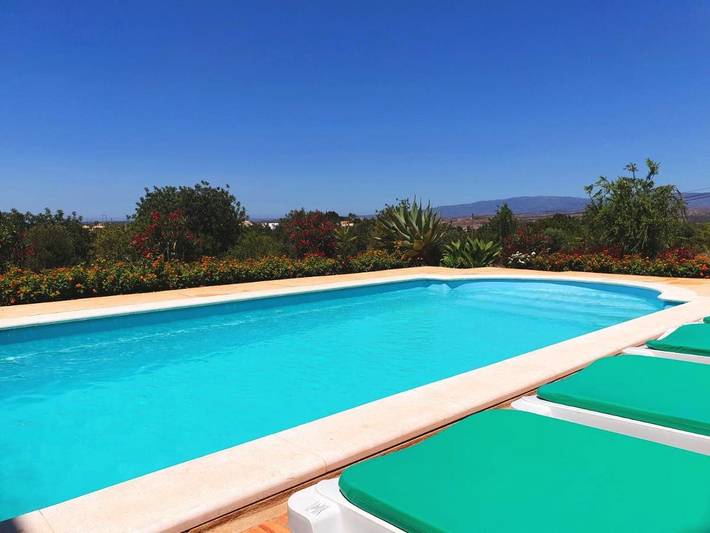 Casa rural para 8 personas, con vistas además de piscina y jardín, Se admiten mascotas en Silves - 2