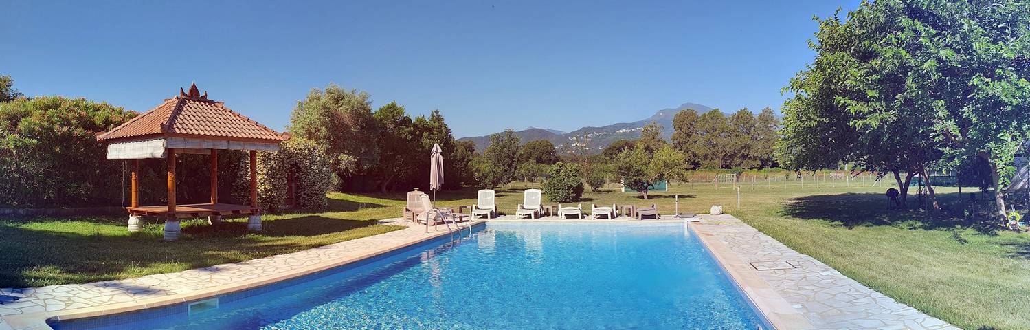 Gîte pour 4 personnes, avec terrasse ainsi que piscine et jardin à Sorbo-Ocagnano - 3
