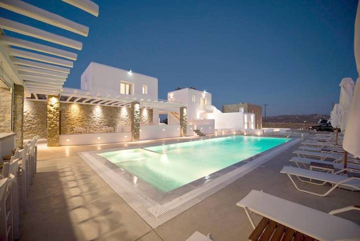 Maison d’hôte pour 5 personnes, avec Balcon et Terrasse ainsi que Piscine et Vue dans Mykonos