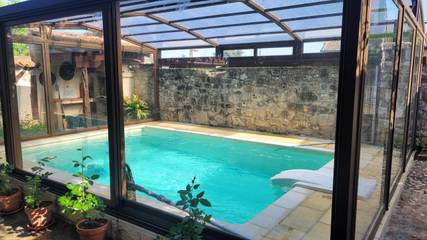 Casa de vacaciones para 8 personas, con piscina además de vistas y jardín en Provincia de Segovia