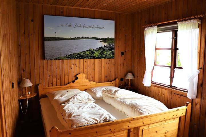 4 Personen Ferienhaus mit Kaminofen und Kanu in Otterndorf in Otterndorf, Cuxland