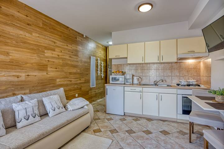 Ganze Wohnung, Apt Jakara 1 - Terrace & Bbq in Vinkuran, Südküste Istrien