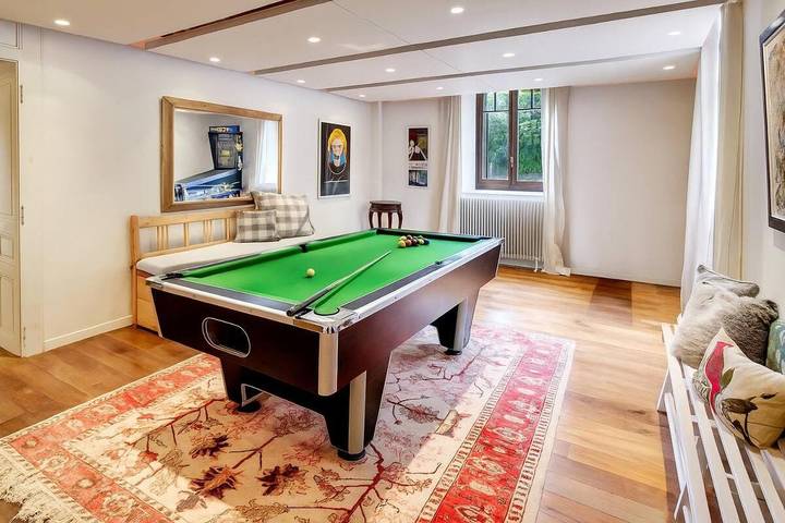 Location de vacances pour 12 personnes, avec sauna et jardin ainsi que piscine et jacuzzi à Le Petit-Bornand-les-Glières - 4