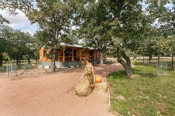 Cottage for 2 Guests in Texas Hill Country, Texas, Picture 3