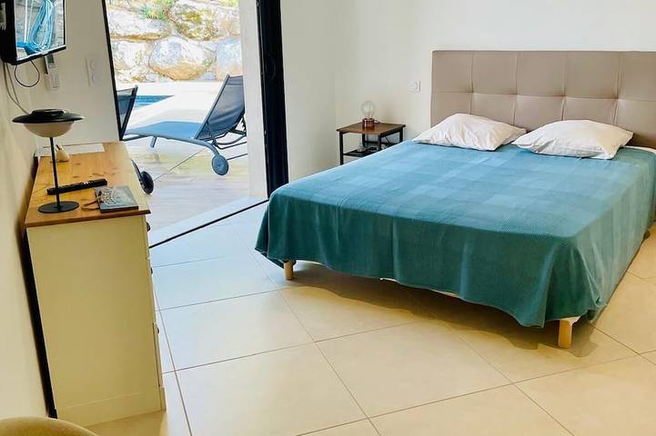 Location de vacances pour 8 personnes dans Office de Tourisme Porto Vecchio Sud Corse - 4