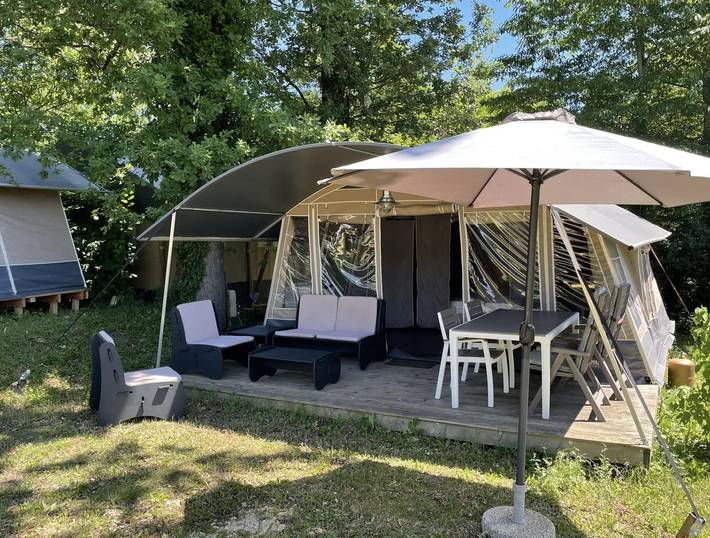 Maison de vacances pour 5 personnes, avec piscine et jardin à Coux-et-Bigaroque