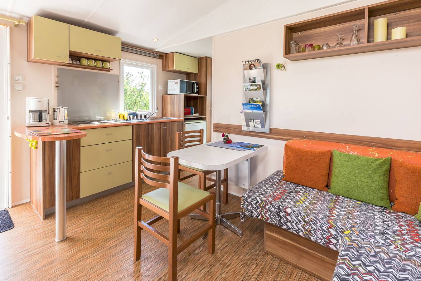 Ganze Wohnung, Hundefreundliche Ferienwohnung "Tonis Hütte" mit überdachter Terrasse und Garten in Hohenfels, Landkreis Konstanz