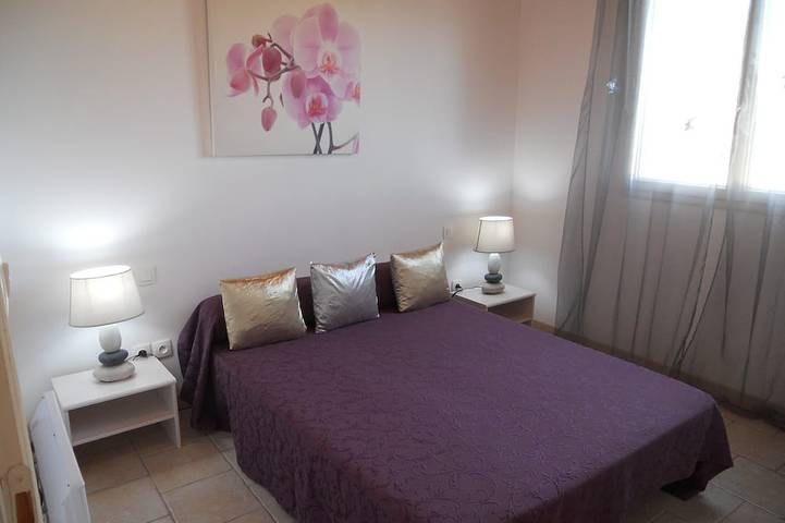 Location de vacances pour 5 personnes, avec jacuzzi et jardin ainsi que piscine et terrasse à Alata - 3