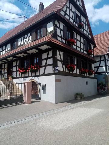 Gîte pour 6 personnes, avec terrasse à Cleebourg
