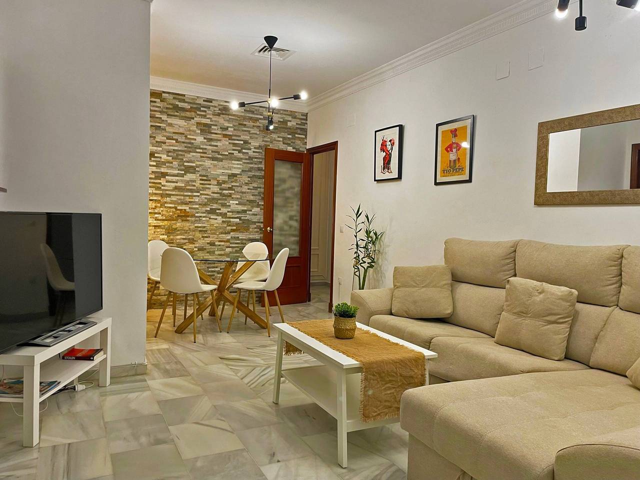 Entire apartment, Apartamento Armas in Jerez de la Frontera, Costa de la Luz