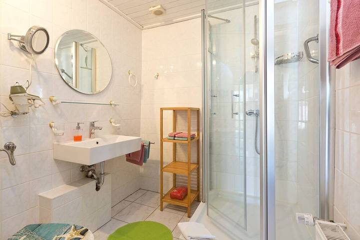 Bungalow für 2 Personen, mit Garten in Waren (Müritz) - 4