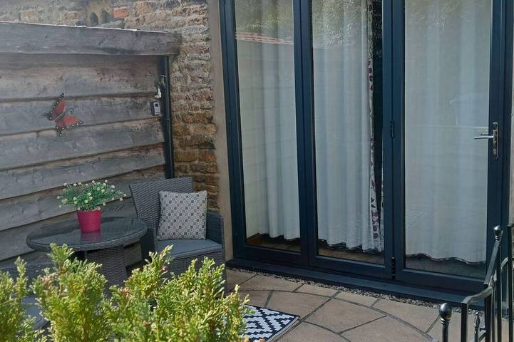 Cottage for 2 people, with terrace and garden as well as hot tub, with pets in North Yorkshire