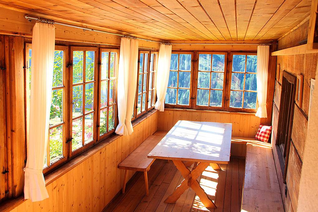 Ch 037.010 - Ferienhaus Cresta (ganzes Haus) in Rätikon Gebirgsgruppe, Luzein