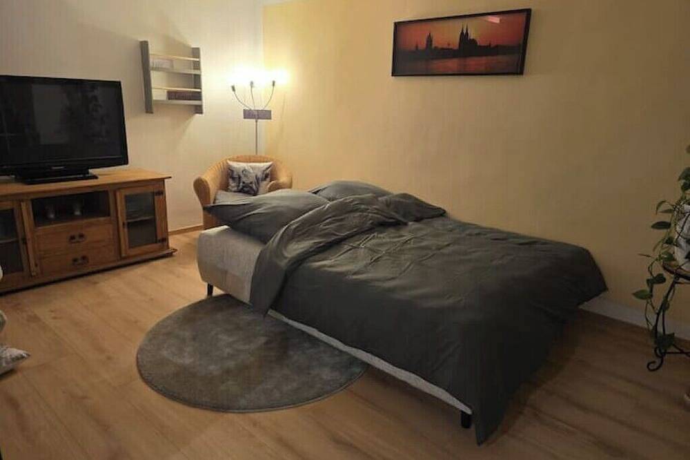 Ganze Wohnung, Klein aber Oho, vor den Toren Kölns in Pulheim, Rhein-Erft-Kreis