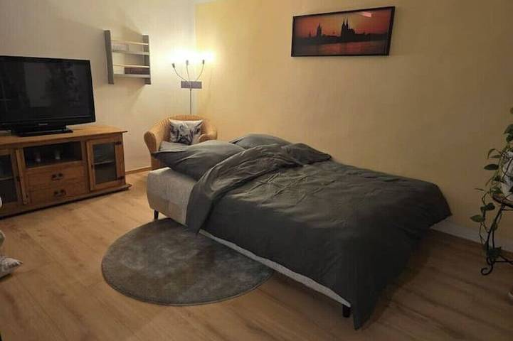 Ganze Wohnung, Klein aber Oho, vor den Toren Kölns in Pulheim, Rhein-Erft-Kreis