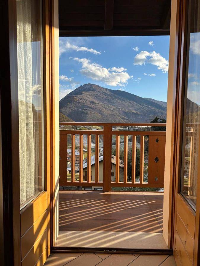 Gîte pour 6 personnes, avec vue et balcon à San Lorenzo in Banale