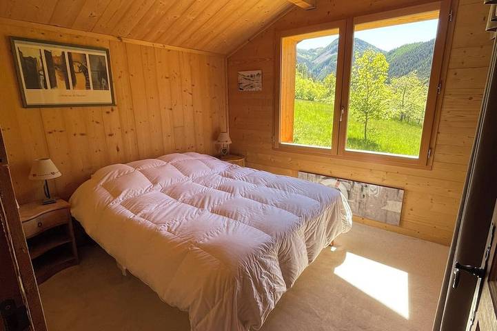 Gîte pour 8 personnes, avec terrasse et jardin à Colmars - 3