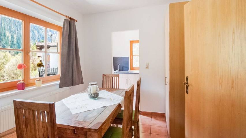 Ferienwohnung für 6 Personen, mit Balkon in Finkenberg