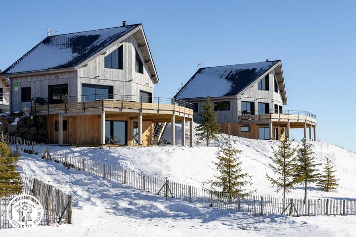 Gîte pour 6 personnes, avec Jacuzzi ainsi que Terrasse et Jardin dans Super Besse - 3
