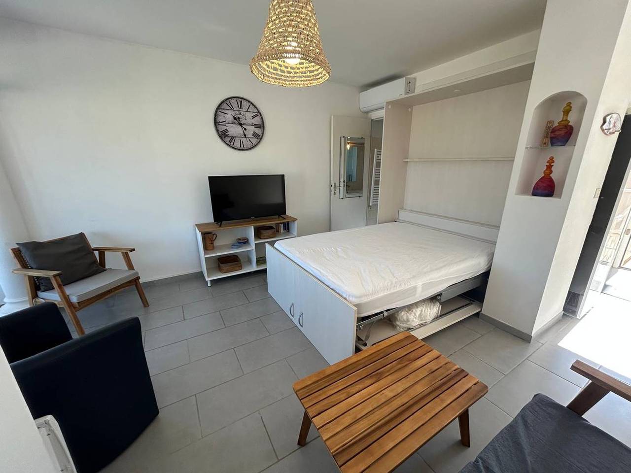 Studio entier, Studio cabine climatisé avec place de parking privée in Valras-Plage, Côte d'Améthyste