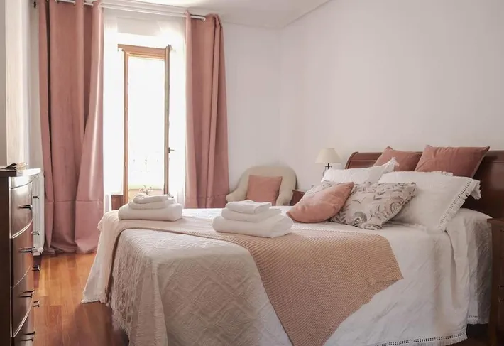 Ferienwohnung für 5 Personen, mit Balkon und Ausblick - 1